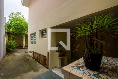 Corredor externo de casa à venda com 3 quartos, 162m² em Jardim Ocara, Santo André
