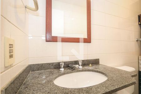 Lavabo de apartamento para alugar com 2 quartos, 75m² em Vila Suzana, São Paulo