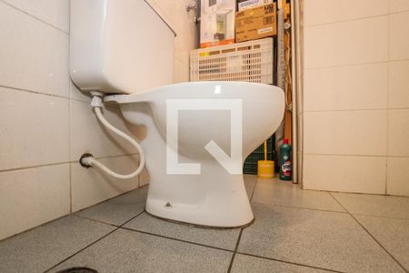 Lavabo de apartamento para alugar com 2 quartos, 75m² em Vila Suzana, São Paulo