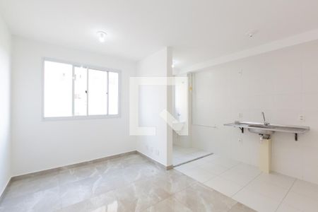 Sala de apartamento para alugar com 2 quartos, 42m² em Jardim Helian, São Paulo