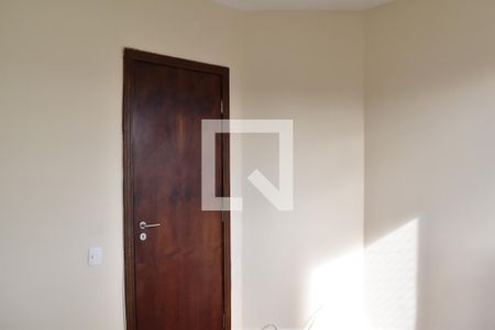 Quarto 2 de kitnet/studio para alugar com 3 quartos, 95m² em Alto da Xv, Curitiba