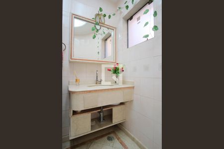 Lavabo de casa para alugar com 4 quartos, 280m² em Vila Mafra, São Paulo