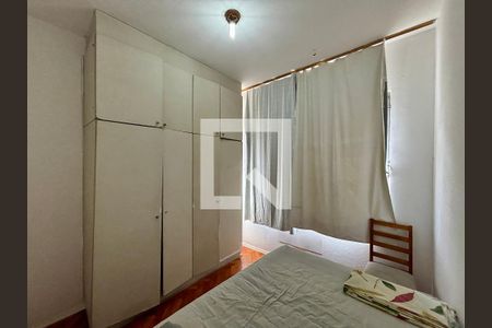 Quarto 1 de apartamento à venda com 2 quartos, 77m² em Copacabana, Rio de Janeiro