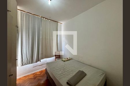 Quarto 1 de apartamento à venda com 2 quartos, 77m² em Copacabana, Rio de Janeiro