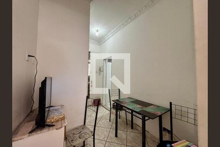 Sala de apartamento para alugar com 1 quarto, 35m² em Copacabana, Rio de Janeiro