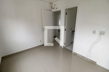 Suíte de apartamento à venda com 3 quartos, 87m² em Vila Suzana, São Paulo
