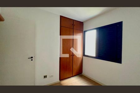 Quarto de apartamento à venda com 2 quartos, 70m² em Pinheiros, São Paulo