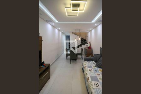 Sala de casa à venda com 3 quartos, 120m² em Vila Darli, São Paulo