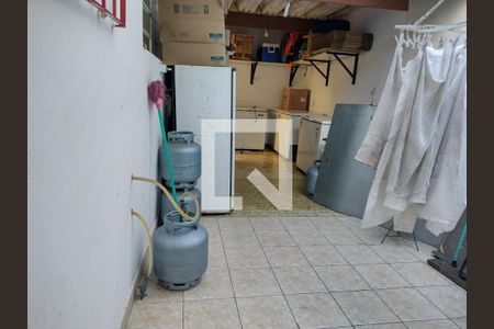 Casa à venda com 2 quartos, 167m² em Utinga, Santo André