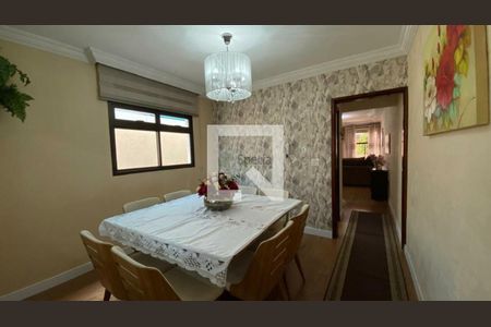 Casa à venda com 3 quartos, 223m² em Jardim Textil, São Paulo