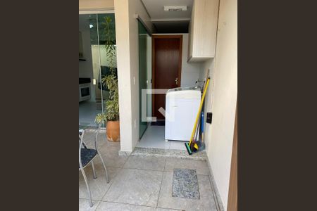 Casa à venda com 2 quartos, 100m² em Jardim Vitoria, Belo Horizonte