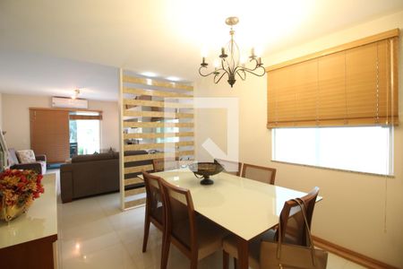 Sala de casa de condomínio à venda com 3 quartos, 144m² em Freguesia (jacarepaguá), Rio de Janeiro