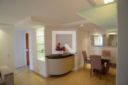 Sala de apartamento à venda com 2 quartos, 84m² em Barra da Tijuca, Rio de Janeiro