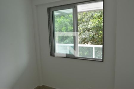 Quarto de apartamento à venda com 2 quartos, 68m² em Taquara, Rio de Janeiro