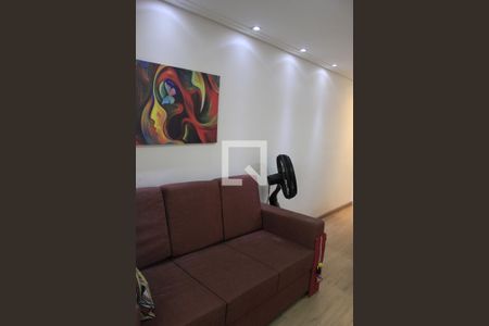 Sala  de apartamento para alugar com 3 quartos, 65m² em Vila Itapegica, Guarulhos