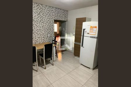 Casa à venda com 3 quartos, 85m² em Jardim Maria Estela, São Paulo