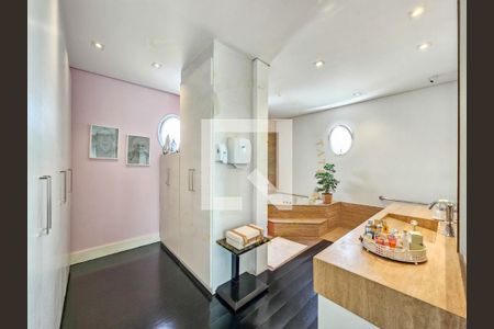 Apartamento à venda com 4 quartos, 226m² em Campo Belo, São Paulo