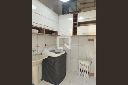 Casa à venda com 2 quartos, 165m² em Vila Nelson, São Paulo