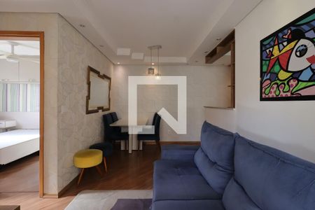 Sala de apartamento para alugar com 2 quartos, 50m² em Utinga, Santo André