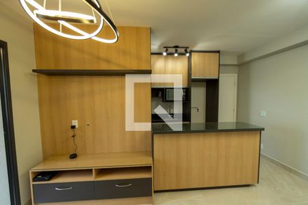 Sala de apartamento à venda com 2 quartos, 56m² em Nova Aldeinha, Barueri