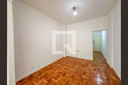 Sala/Quarto de apartamento à venda com 1 quarto, 36m² em Centro, Rio de Janeiro