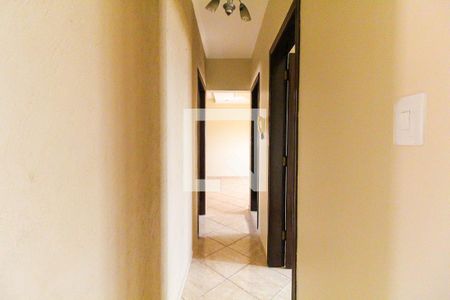 Hall de casa para alugar com 3 quartos, 150m² em Limoeiro, São Paulo