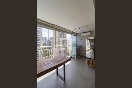 Varanda de apartamento à venda com 3 quartos, 96m² em Morumbi, São Paulo