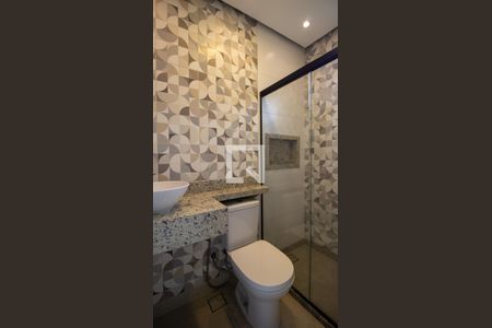 Banheiro da Suíte 1 de casa de condomínio à venda com 4 quartos, 300m² em Vargem Pequena, Rio de Janeiro