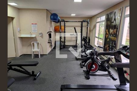 Apartamento à venda com 2 quartos, 56m² em Vila Carmosina, São Paulo