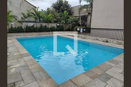 Apartamento à venda com 2 quartos, 56m² em Vila Carmosina, São Paulo