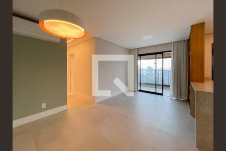 Sala de apartamento para alugar com 3 quartos, 81m² em Butantã, São Paulo