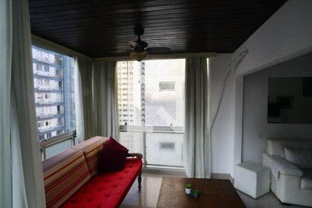 Varanda de apartamento para alugar com 2 quartos, 65m² em Barra da Tijuca, Rio de Janeiro