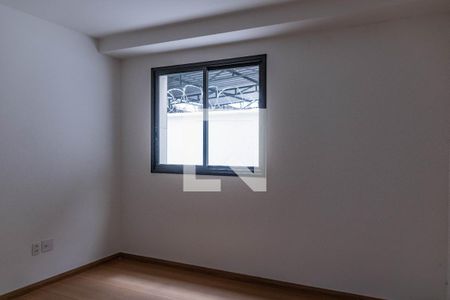 Suíte de apartamento à venda com 2 quartos, 135m² em Alto Barroca, Belo Horizonte