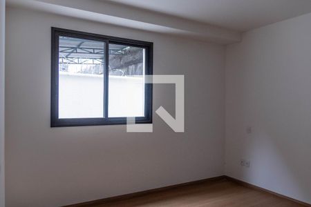 Suíte de apartamento à venda com 2 quartos, 135m² em Alto Barroca, Belo Horizonte