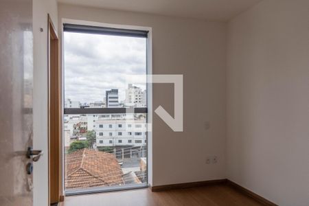 Apartamento à venda com 2 quartos, 77m² em Alto Barroca, Belo Horizonte