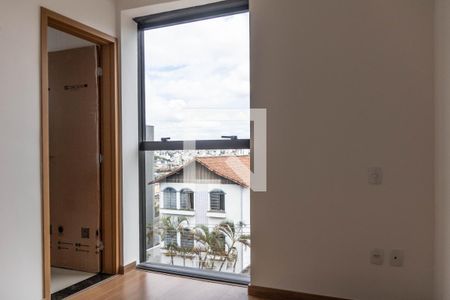 Apartamento à venda com 2 quartos, 77m² em Alto Barroca, Belo Horizonte