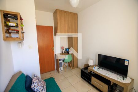 Sala 2 de apartamento à venda com 2 quartos, 120m² em Vila Magnesita, Belo Horizonte
