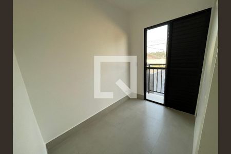 Quarto 1 de casa de condomínio para alugar com 3 quartos, 77m² em Jardim Ipes, Cotia