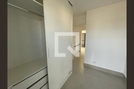 Quarto 1 de casa de condomínio para alugar com 3 quartos, 77m² em Jardim Ipes, Cotia
