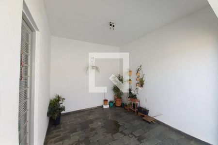 Garagem de casa para alugar com 3 quartos, 328m² em Jardim Aero Continental, Campinas