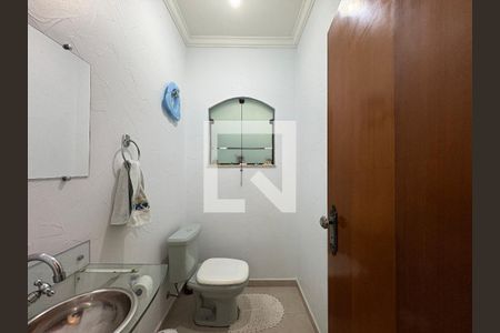 Lavabo  de casa à venda com 3 quartos, 260m² em Vila Guaraciaba, Santo André