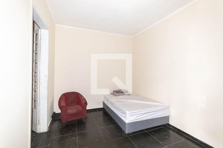 Sala de casa para alugar com 5 quartos, 115m² em Imperial de São Cristóvão, Rio de Janeiro