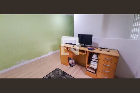 Sala de TV de casa à venda com 3 quartos, 219m² em Cidade das Flores, Osasco