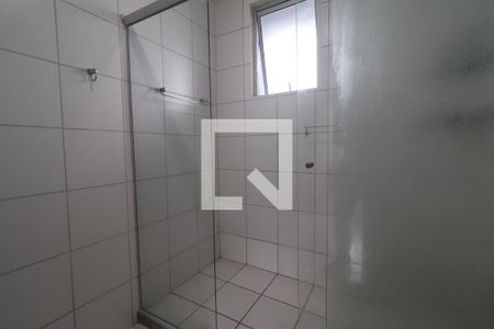 Banheiro de apartamento para alugar com 2 quartos, 66m² em Roselândia, Novo Hamburgo