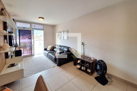Sala de apartamento à venda com 3 quartos, 115m² em Itaipu, Niterói