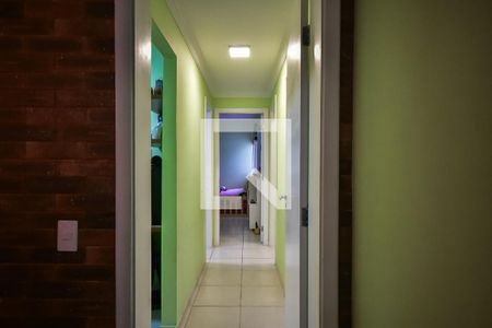 Corredor de apartamento para alugar com 3 quartos, 100m² em Jardim Londrina, São Paulo