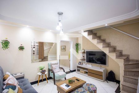 Sala de TV de casa à venda com 3 quartos, 198m² em Vila Padre Anchieta, Diadema