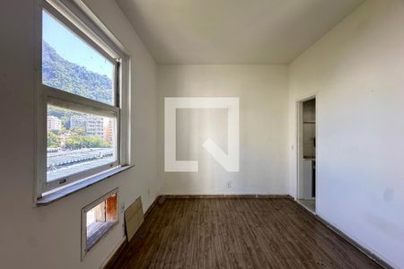 Sala/Quarto de kitnet/studio para alugar com 1 quarto, 22m² em Humaitá, Rio de Janeiro