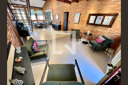 Sala 1 de casa para alugar com 3 quartos, 1000m² em São Luiz, Belo Horizonte