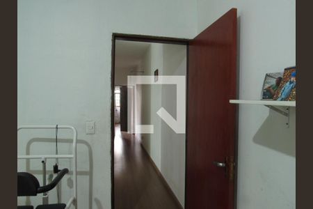 Quarto 1 de casa à venda com 3 quartos, 220m² em São Pedro, Osasco